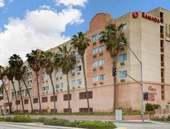 Ramada By Wyndham Hawthorne/Lax Hotel Exterior photo